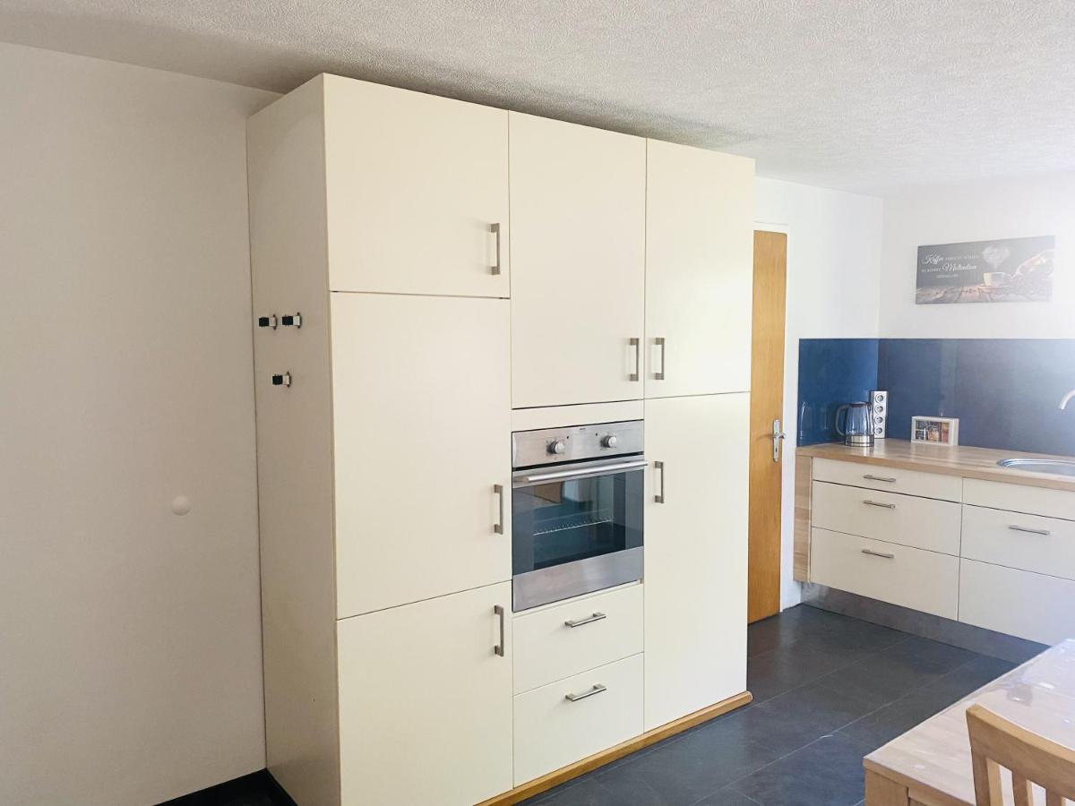 Ferienwohnung Ellenweiler Bis 15 P FDH Extérieur photo